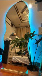 (Category: ) located in . Submitted by solarimirrors (Listing ID 1350336906, Image 1). Description: .