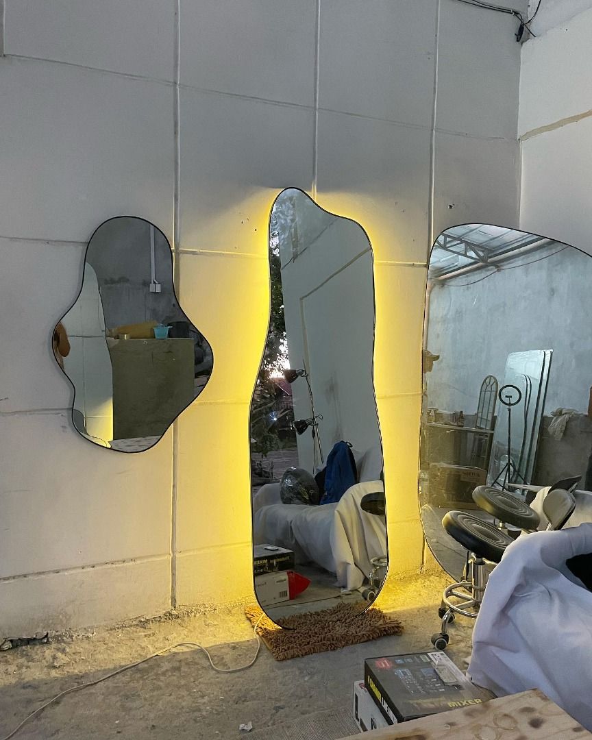 Premium LED Backlight Mirrors – Custom Sizes Available for Every Room! (Category: Mirrors) located in Caloocan City. Submitted by solarimirrors (Listing ID 1350336906, Image 3). Description: Light up your space with our premium LED Backlight Mirrors – the perfect blend of style and functionality! Whether framed or frameless, these mirrors come with energy-efficient LED lighting, adding a modern, sleek touch to any room. Custom sizes are available