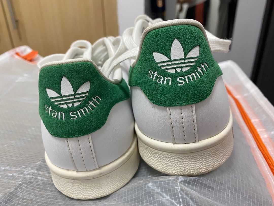 Stan Smith White Green Size 6 US (GW1390) (Category: Sneakers) located in Paranaque City. Submitted by overdead (Listing ID 1350333748, Image 1). Description: Original Stan Smith White Green GW1390 Size 6 US Condition: worn only ONCE; a little dirty and dusty No box (can’t find it anymore) MOP GCash or bank transfer Delivery via Lalamove; SF shouldered by buyer Prefer to meet up so you can check actual condition of shoes. Meet up options: ATC, Fe