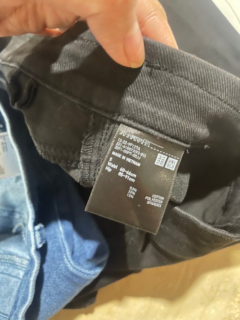 Take all Uniqlo stretch (Category: Other Bottoms) located in Davao. Submitted by keylatates (Listing ID 1350227173, Image 3). Description: Size Small Black with stain.