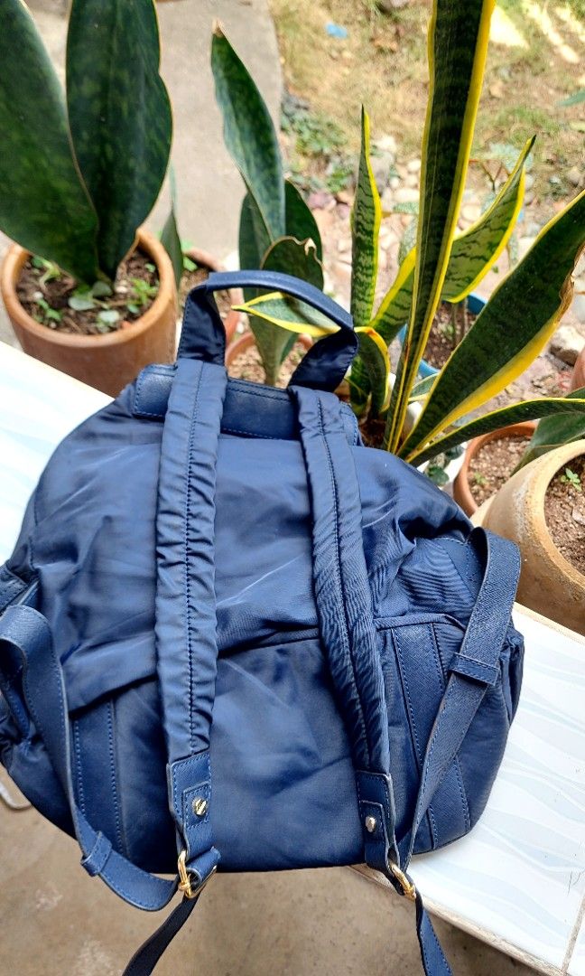 Tory Burch Backpack (Category: Luxury Bags & Wallets) located in Santa Maria. Submitted by mikavillaflor4 (Listing ID 1350287977, Image 3). Description: ukay source details and issue posted kindly check the posted pics.