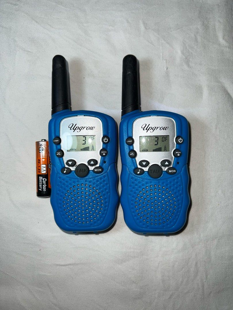 Walkie Talkie long range (Category: Walkie-Talkie) located in San Fernando. Submitted by mgpy08 (Listing ID 1350376210, Image 2). Description: Long range walkie talkie Uk toys Excellent used condition Kahit adult pwede maganit With built in flash light 380 each.