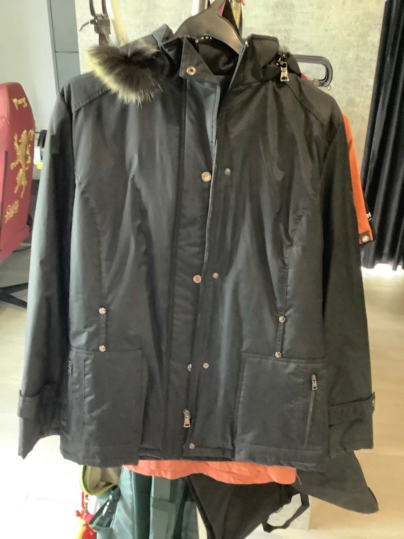 Winter Jacket (Category: Coats, Jackets and Outerwear) located in Singapore. Submitted by Tr8sureB0x (Listing ID 1350300477, Image 1). Description: Black lady winter jacket. Water resistant. Hood lines with genuine rabbit fur. Self collect in serangoon gardens. Can arrange courier at buyer”s cost .