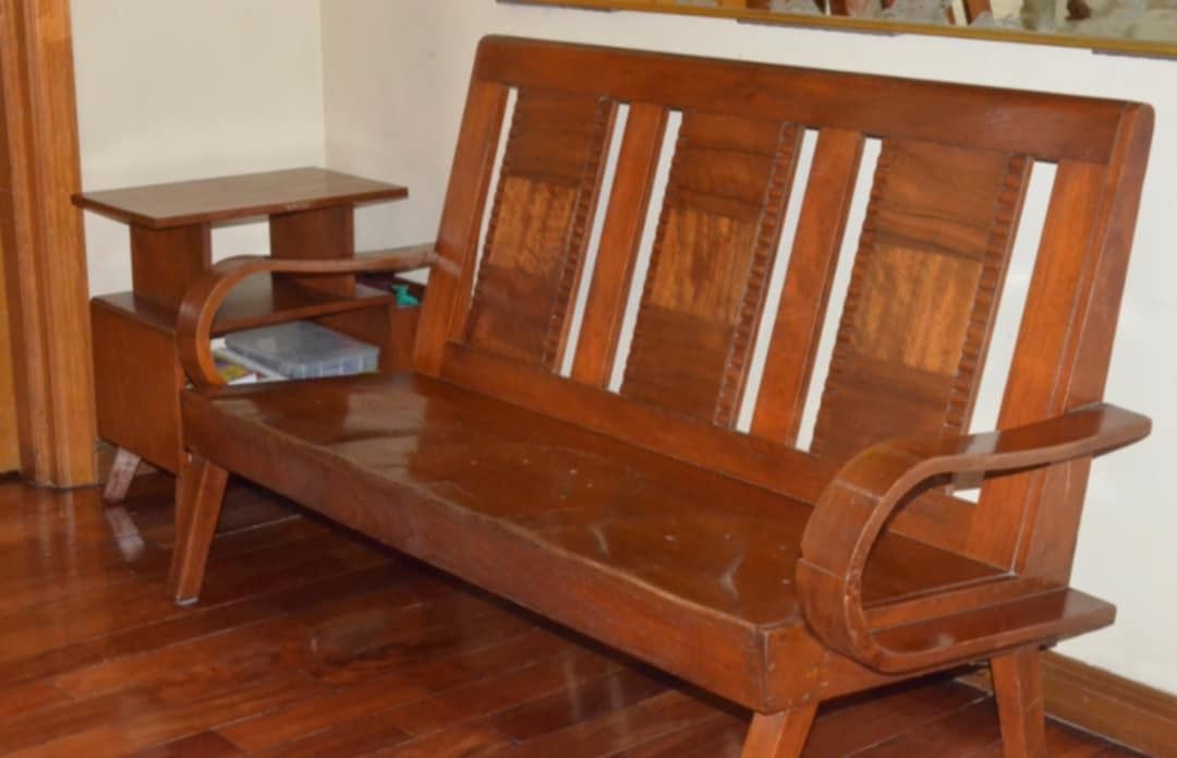 💯 Antique Solid Narra Sala Set (Category: Sofas) located in Taguig. Submitted by kokoybagelyas (Listing ID 1350467118, Image 3). Description: Antique Solid Narra Sala Set 4 pcs. - Single seater 1 pc - Three seater 1 pc - Side table.