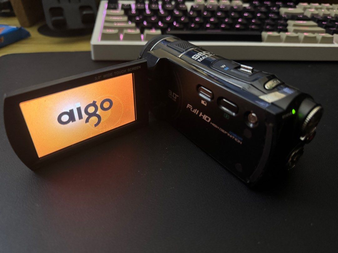 Aigo Video Camera (Category: Cameras) located in Santa Rosa. Submitted by eksxeks (Listing ID 1350488106, Image 3). Description: Aigo Video Camera with Projector - 960X Max Zoom - 1080p Full HD - Projector DV - 3.0” Touch Screen Panel - 16:9 Screen Aspect Ratio No box, unit and charging cable only. Price is Negotiable Thanks! .
