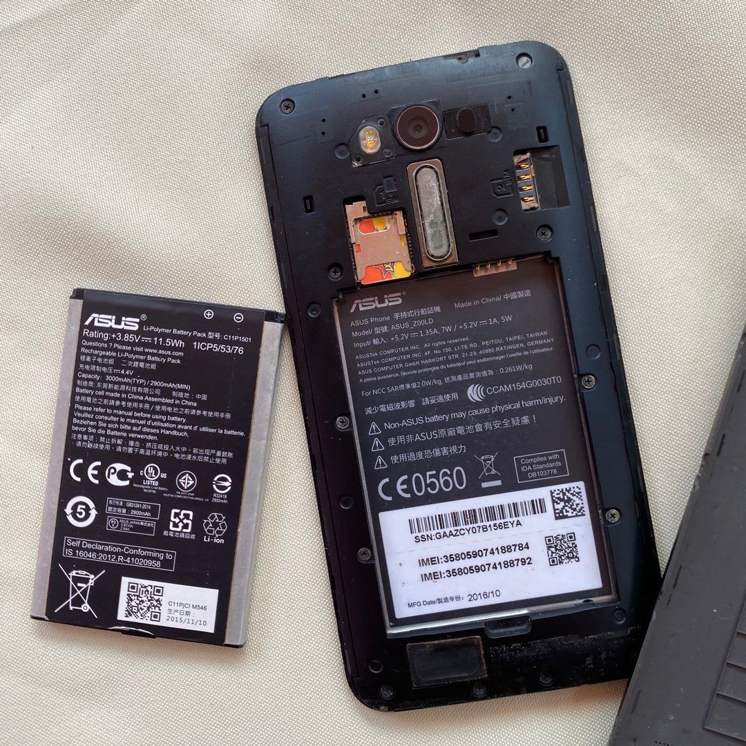 Asus Zenfone 2 Laser Negotiable (Category: Asus) located in Pagadian. Submitted by picknpack (Listing ID 1350426420, Image 3). Description: - ORIGINAL ASUS from JAPAN - some part ng screen ay hindi ma touch - negotiable - dual sim - no issue sa camera - pm for more inquiries .