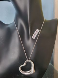 Authentic Tiffany & Co. Big heart pendant w/necklace