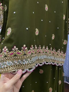 (Category: ) located in . Submitted by putriqqqqooo (Listing ID 1350517967, Image 1). Description: .