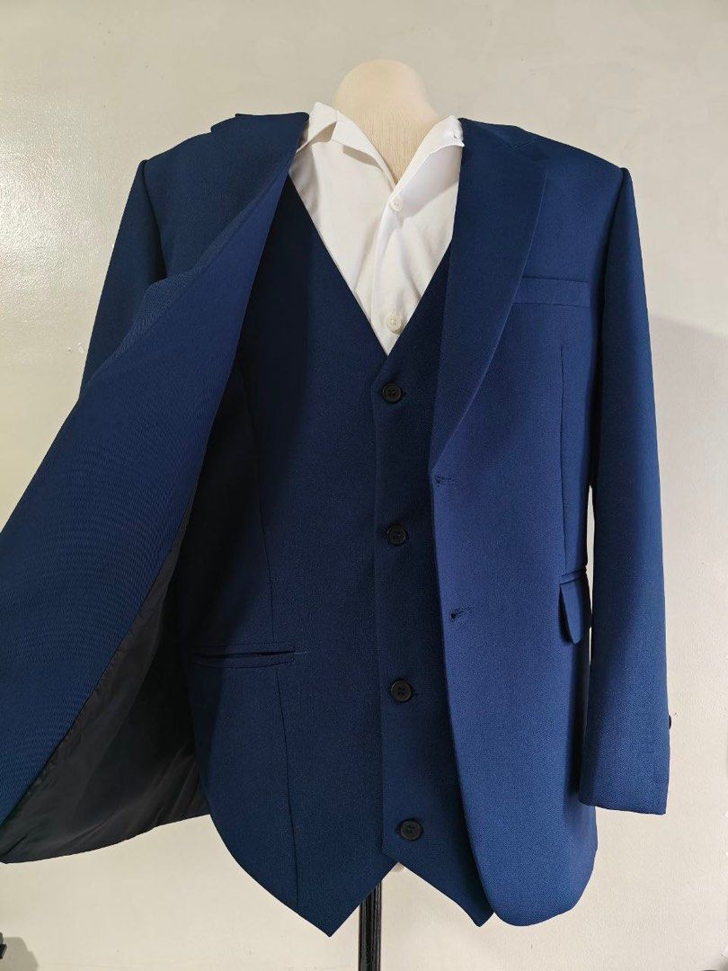Coat for Rent (Category: Coats, Jackets and Outerwear) located in Mandaluyong City. Submitted by bleu_decluttering (Listing ID 1350416773, Image 2). Description: Brand: Theo & co. Rent price: ₱ 1,500 (3 days) Security deposit: ₱ 2,000 (refundable upon return without damage or issues) Coat/ Suit Description: •Can fit small to medium size. •Vest adjustable at the back •Coat, Vest and Pants (set) •Pants adjustable waist 30-35’ • Dry-cleaned Location