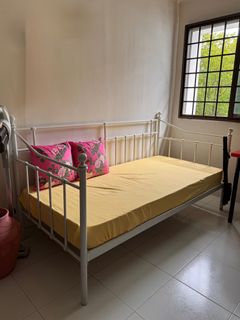 (Category: ) located in . Submitted by cheylim (Listing ID 1350432048, Image 1). Description: .