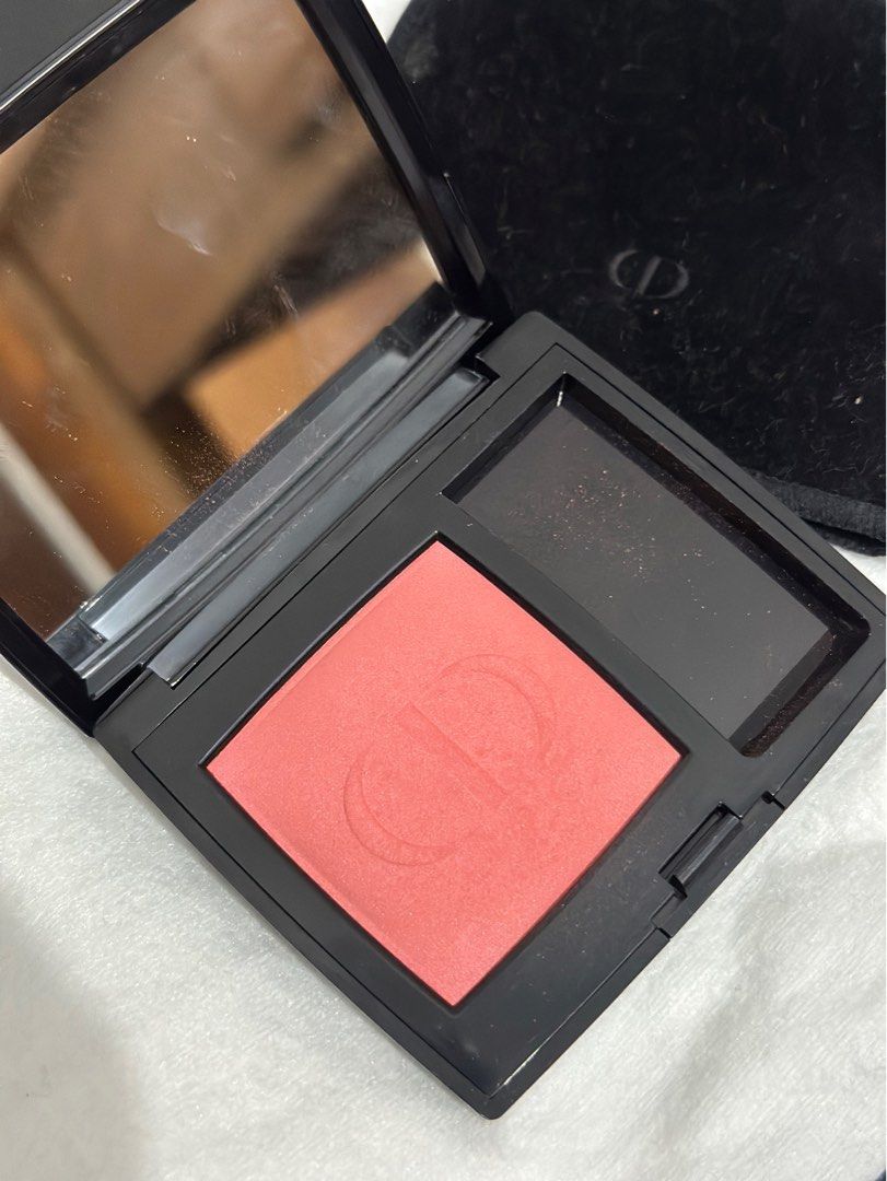 DIOR rouge blush on shade 642 ready
