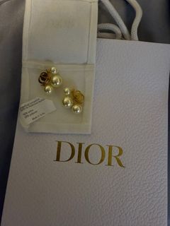 (Category: ) located in . Submitted by sg.shopper45 (Listing ID 1350437701, Image 1). Description: .
