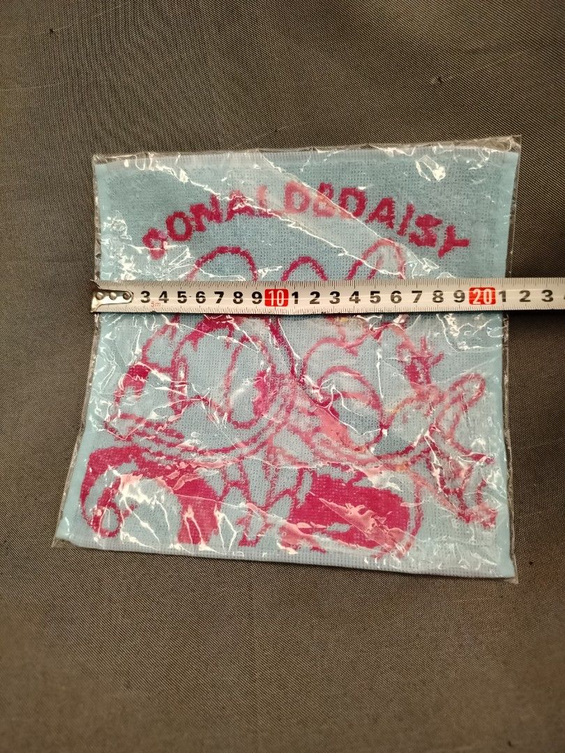 Disney Donald & Daisy Duck Mini Face Towel (Category: Bedding & Towels) located in San Fernando. Submitted by jpmarketplace2023 (Listing ID 1350516231, Image 3). Description: 💚 All items are authentic from Japan. 💛 MOP: GCash (❌️ GCash Protect) 🩵 MOD: LBC only (❌️ S. Checkout, COD, COP) 💙 Meet-up: Vista Mall, San Fernando, Pampanga 💜 All items are on-hand. 🧡 First to pay gets the item first. ❤️ Breakable items are packed with care and cauti