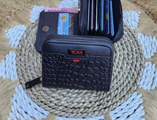 (Kategori: ) berada di . Dikirim oleh g__store (ID iklan 1350477671, Gambar 1). Deskripsi: .