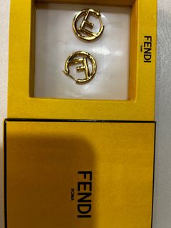 (Category: ) located in . Submitted by Authenticlux (Listing ID 1350479134, Image 1). Description: .