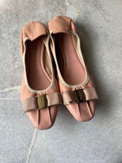(Category: ) located in . Submitted by kelip2preloved (Listing ID 1350457851, Image 1). Description: .