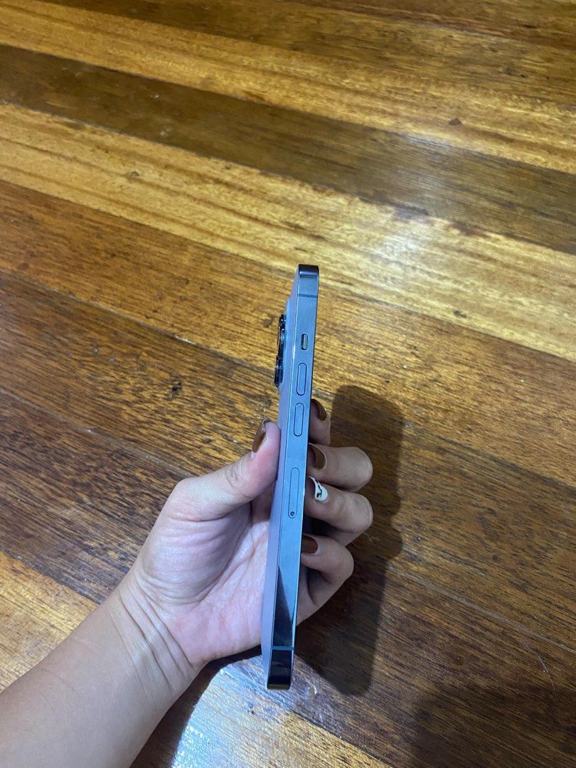 Iphone 13 Pro 256gb (NO SWAP) (Category: iPhone 13 Series) located in Quezon City. Submitted by shopme_gadget30 (Listing ID 1350390702, Image 2). Description: For Sale fixed price Rfs : For Emergency Fund NO SWAP/ for Sale only -Apple 13 pro 256gb sierra blue Open Line -Battery Health : 77% No issues (Face ID and true Tone working Bought directly from powermac Meet up around qc or marikina.