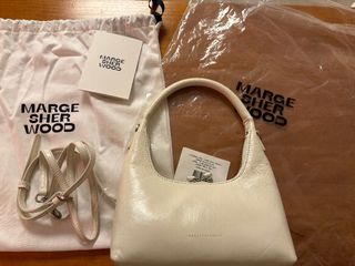 （分類：）位於 。 由 iupppp 提交（商品編號 1350467837，圖片 1）。簡介： 。