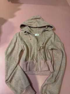 (Category: ) located in . Submitted by overconsumerism2 (Listing ID 1350516582, Image 1). Description: .