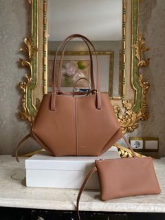 (Kategori: ) berada di . Dikirim oleh parisiancollection (ID iklan 1350477602, Gambar 1). Deskripsi: .
