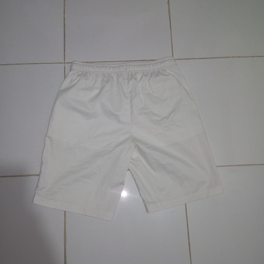 Polham White Short (Category: Shorts) located in Tagum. Submitted by nosfe (Listing ID 1350480528, Image 2). Description: stretchable w30-34 l20 Excellent Condition.