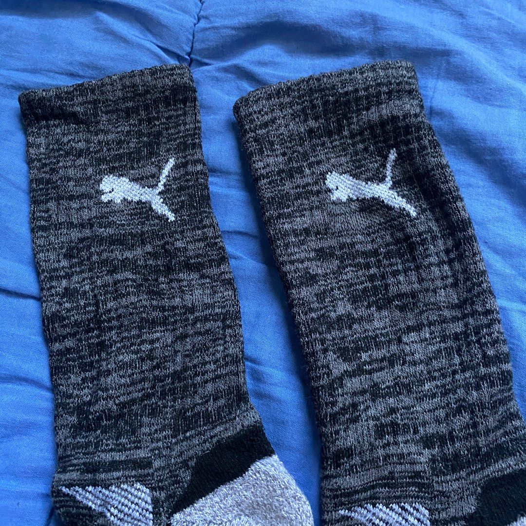 Puma socks (Category: Socks) located in Dagupan City. Submitted by vernzkee (Listing ID 1350392949, Image 3). Description: fits 8-11 shipping via jnt.