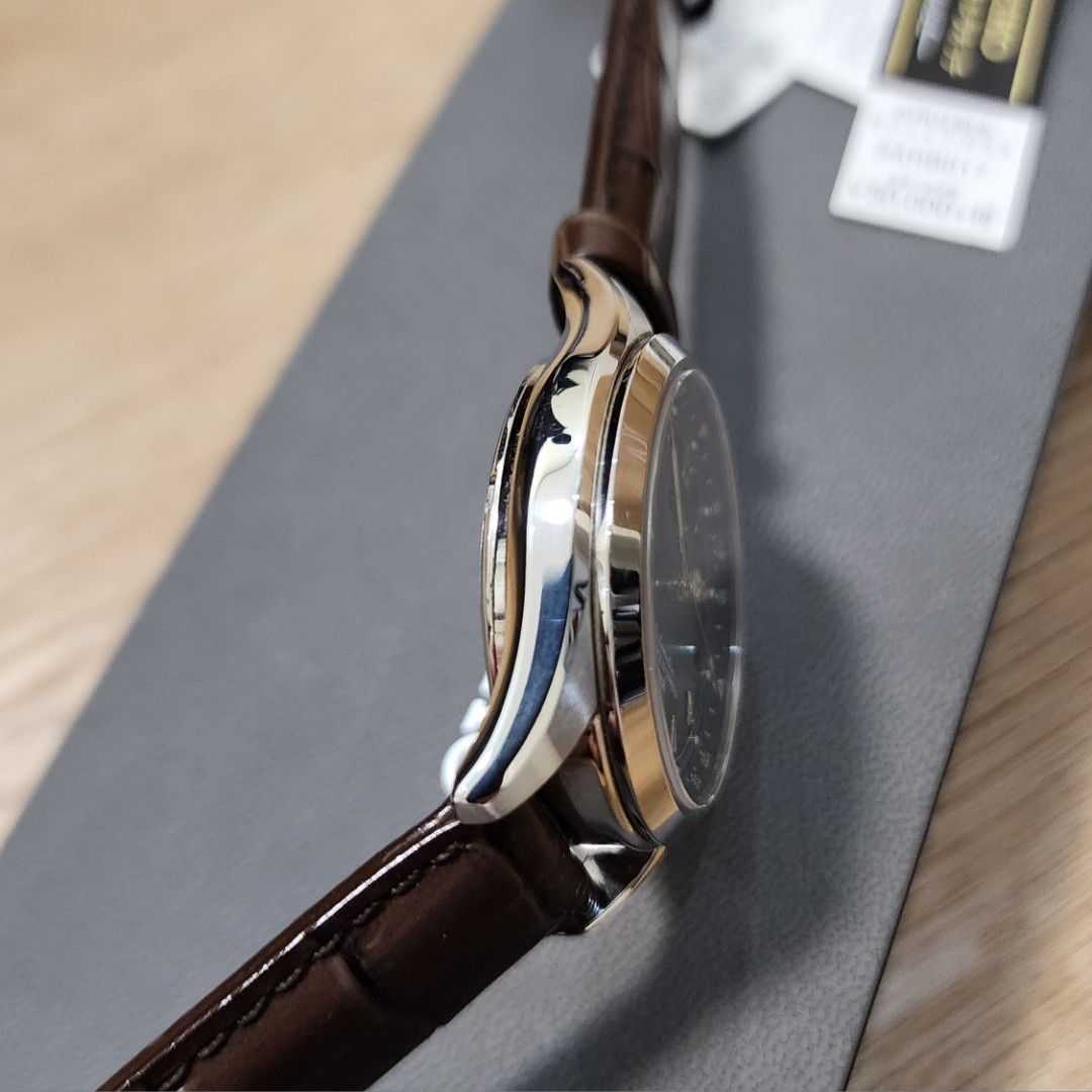 Seiko Alpinist SARB017 (Category: Luxury Watches) located in Marikina City. Submitted by arch.jdm (Listing ID 1350485997, Image 3). Description: Seiko Alpinist SARB017 JDM Discontinued "Non - X" dial, no cyclops, Alpinist case back Brand New, unused Tags Double box Manual Warranty booklet International market price: $1,300++ (Php75,000) ✅️Php68,999 📍Marikina Shipping @ buyer's expense Specs: - 6R15 automatic movement - Sapphire crystal - 38 mm d