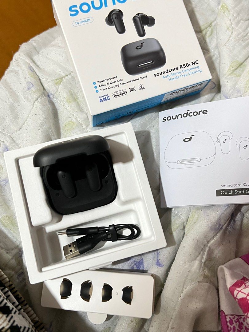 SoundCore R50i NC wireless earphone (Category: Earphones) located in Rizal. Submitted by andrei_espinosa (Listing ID 1350430143, Image 2). Description: -FIXED price -I boought it sa tiktok ng ₱1,200 -Nagamit ko lang sya twice. -No issue, matagal malobat and crisp ang sound. RFS: Need funds and I have new one.
