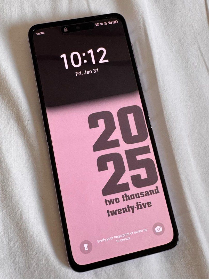 Tecno Phantom V Flip (Category: Android Others) located in Manila. Submitted by lemuelrams (Listing ID 1350405467, Image 2). Description: FOR SALE! ✨TECNO PHANTOM V FLIP 5G Specs: ✅8GB RAM +(3/5/8GB Virtual RAM) / 256GB ROM ✅6.9” Super Amoled Display(Main Screen) ✅120 hz ✅1.32” Fold Amoled Display(Sub Screen) ✅3D Touch ✅Media Dimensity 8050 (HIOS) ✅64 MP (Main) + 13MP (Ultra-wide) Dual Cam ✅13 Mp Telephoto ✅32 Mp Front Cam (AF) ✅Fingerprint Side 