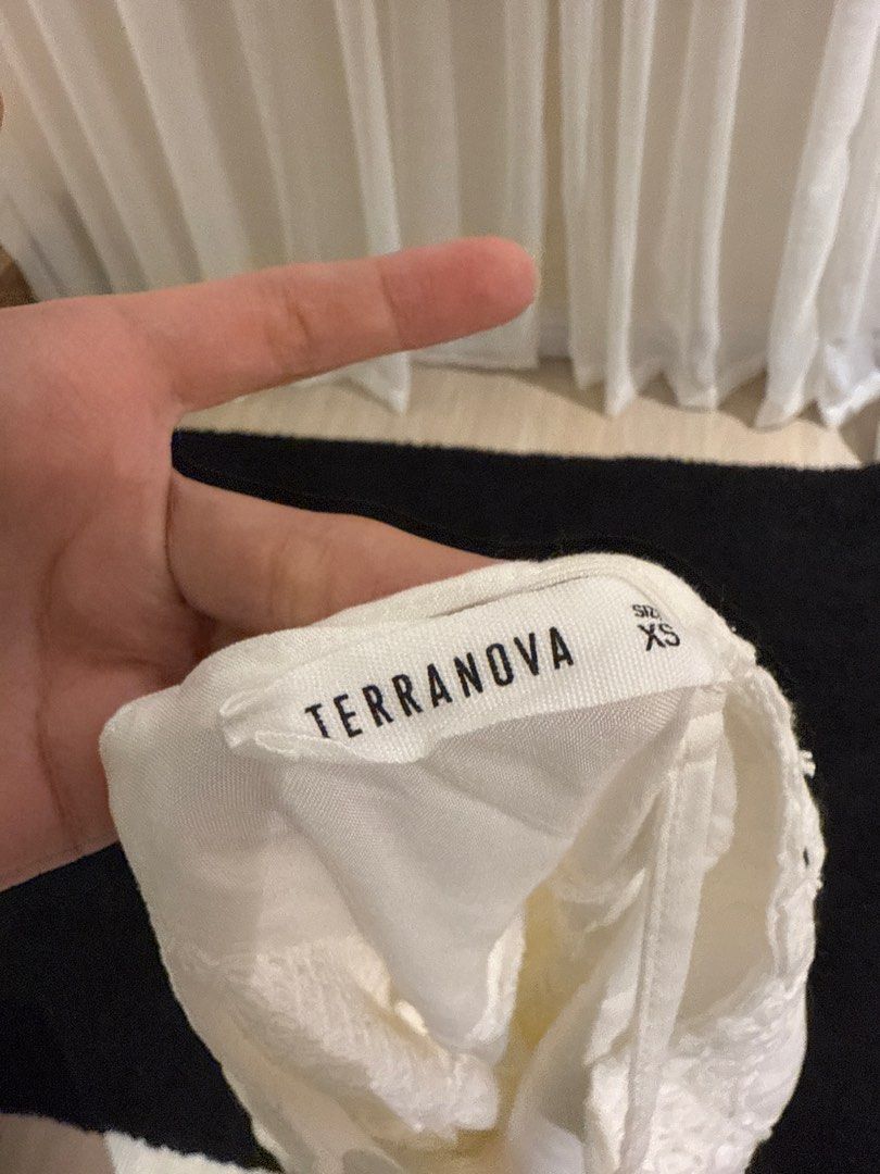 TERRANOVA Summer Dress (Category: Dresses) located in Quezon City. Submitted by snoopywardrobe (Listing ID 1350508349, Image 2). Description: .