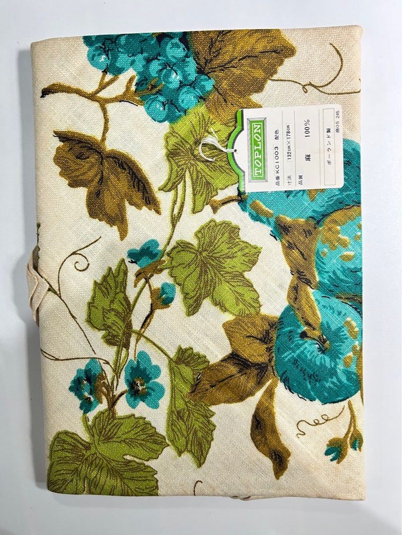 TOPLON Table Cloth (Category: Table Linen & Textiles) located in Quezon City. Submitted by jjsurplus_23 (Listing ID 1350453406, Image 3). Description: 132cm x 178cm.