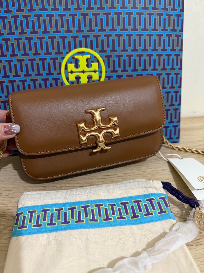 Tory burch eleanor chains sling (Category: Luxury Bags & Wallets) located in Cabuyao City. Submitted by baglover1111 (Listing ID 1350441433, Image 3). Description: Guaranteed authentic Brand new complete inclusion.
