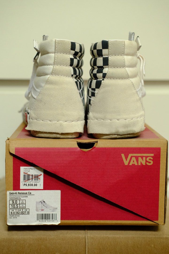 Vans Sk8 Hi Reissue Cut and Paste White (Category: Sneakers) located in Binan City. Submitted by mukiso_ph (Listing ID 1350392319, Image 2). Description: Vans Sk8 Hi Reissue Cut and Paste White Size 9 Mens US Complete with og box Used twice Condition: 9/10 just needs cleaning Meet up: Solenad Mall Nuvali, Vista Mall Sta.Rosa or QC Welcome Rotonda (by appointment) Lalamove pick up location: South Forbes Silang Cavite.