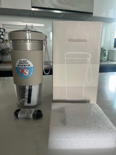 （分類：）位於 。 由 gollumbear 提交（商品編號 1350417303，圖片 1）。簡介： 。