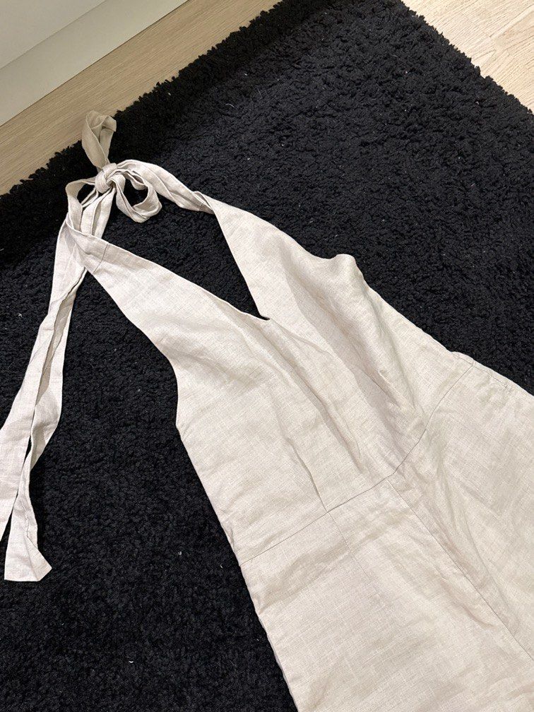 WEAR LAYA Linen Jumpsuit (Category: Jumpsuits) located in Quezon City. Submitted by snoopywardrobe (Listing ID 1350505681, Image 1). Description: Altered but can be removed :).