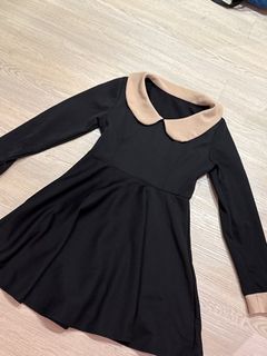 (Category: ) located in . Submitted by snoopywardrobe (Listing ID 1350507282, Image 1). Description: .