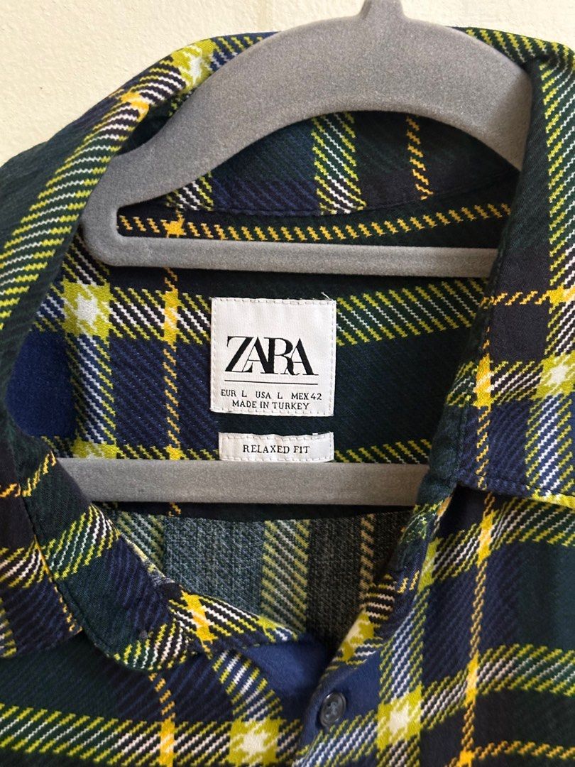 Zara Printed Buttondown Shirt (Category: Tshirts & Polo Shirts ) located in Mauban. Submitted by johnllamas (Listing ID 1350460789, Image 3). Description: Used Once Dimes: Length 28in Shoulders 21in Sleeve 9in Shipping shouldered by buyer Loc: Quezon City, Katipunan.