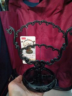 首飾架（未用過）64239408744321110