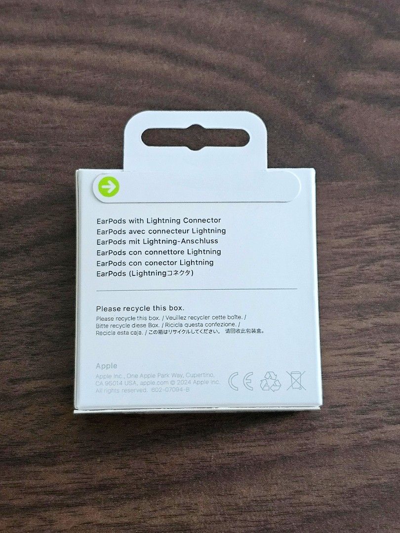 Apple Earpods Lightning Connector
Earpiece Earphone for Apple iphone
iPad iPhone Earpiece With Free Delivery Available63201608330370111