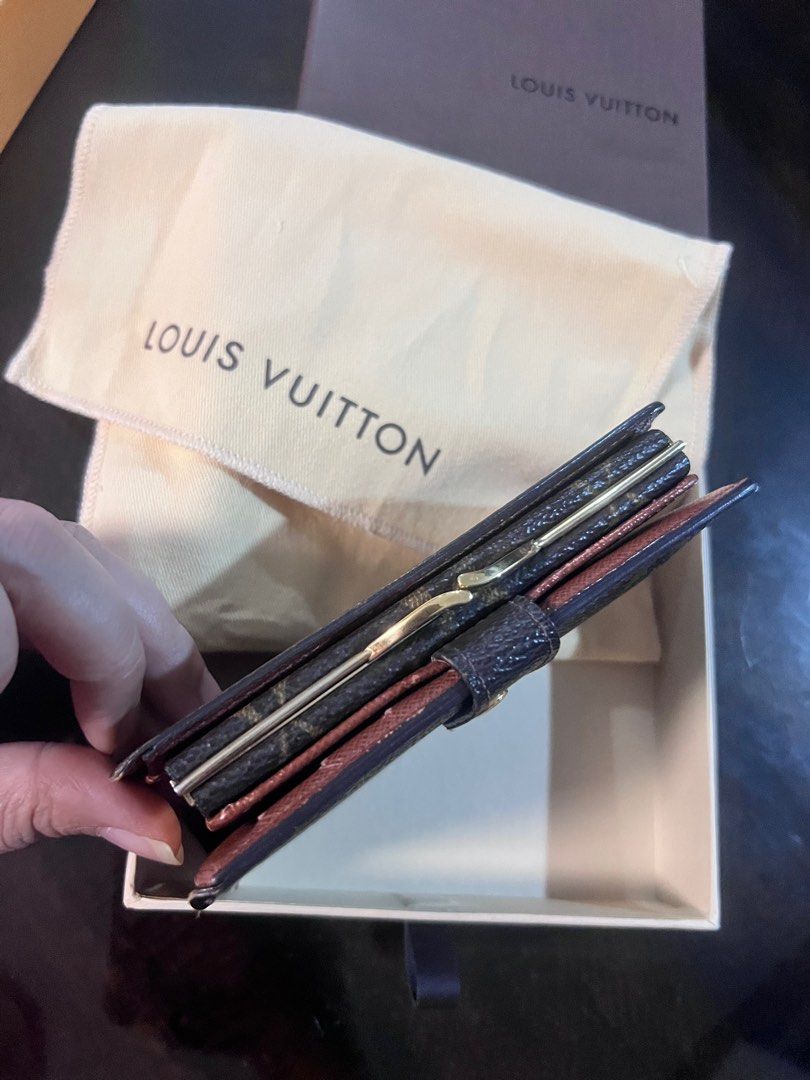 Authentic LV wallets kisslock (Category: Luxury Bags & Wallets) located in Paranaque City. Submitted by sctmpque (Listing ID 1345491138, Image 2). Description: FREE SF comes with box and dust bag .