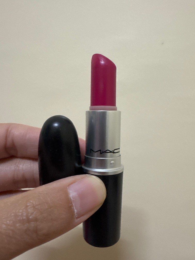 Authentic Mac- Moxie (Category: Makeup) located in Davao. Submitted by eiynah (Listing ID 1345462639, Image 1). Description: .