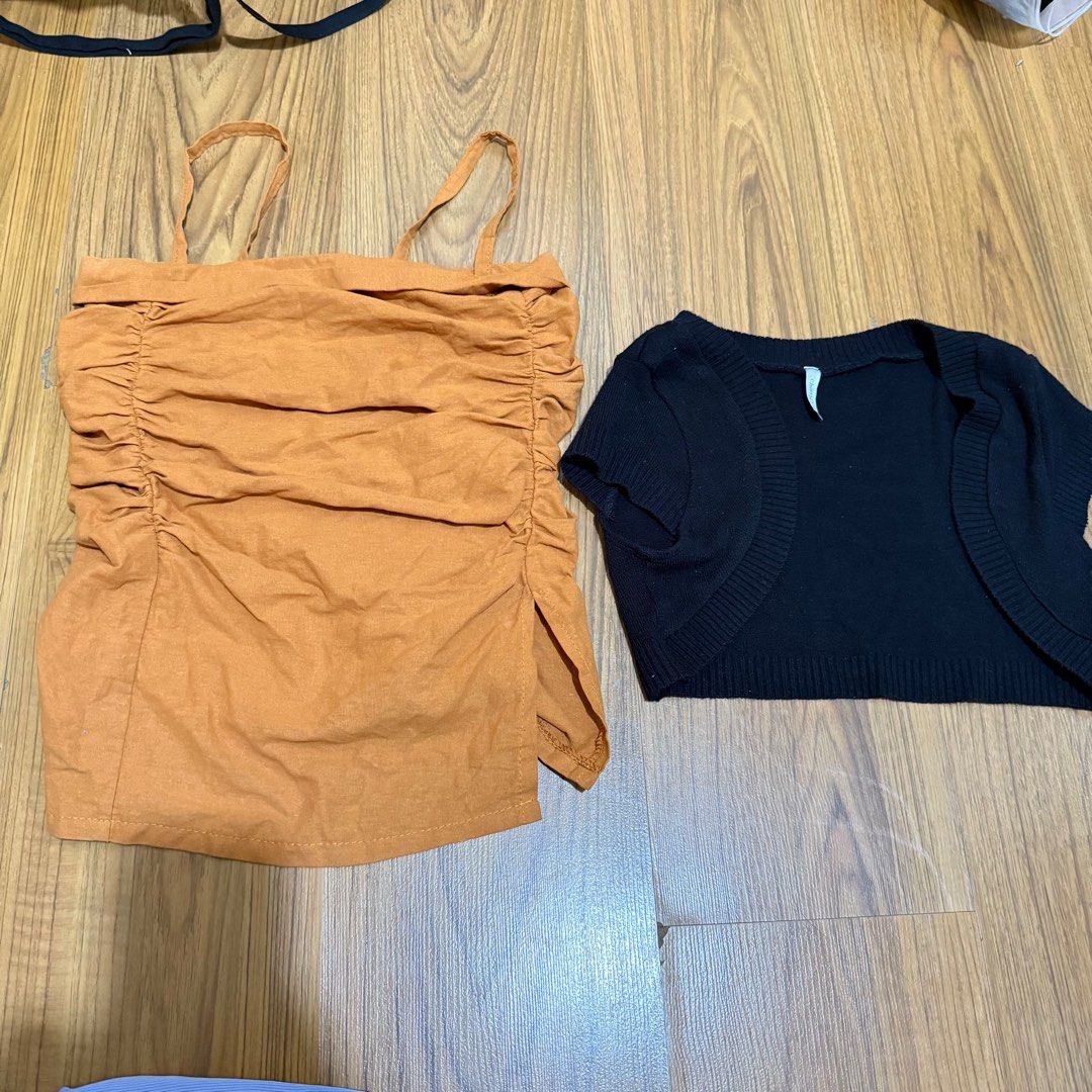 Basic long sleeves black bolero tops (Category: Longsleeves) located in Taguig. Submitted by dashishop (Listing ID 1345377338, Image 3). Description: Get all for 300. Only issue is blue longsleeve with missing buttons. All fits XS except for black longsleeve which fits S-M. Large on tag but size runs small RFS: closet space.
