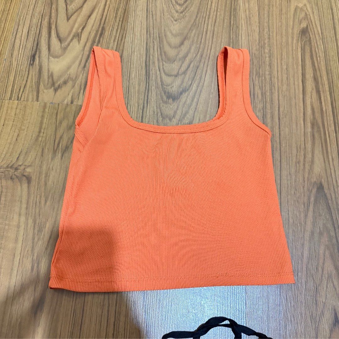 Basic Sleeveless Top Bundle (Category: Sleeveless) located in Taguig. Submitted by dashishop (Listing ID 1345374570, Image 2). Description: Buy all for 250. Good condition. All will fit XS-S RFS: making space for closet.