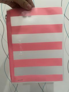 (Category: ) located in . Submitted by glimmer.mnl (Listing ID 1345369205, Image 1). Description: .