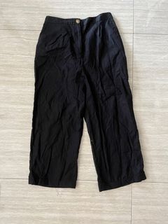 (Category: ) located in . Submitted by myclosetsale (Listing ID 1345384005, Image 1). Description: .