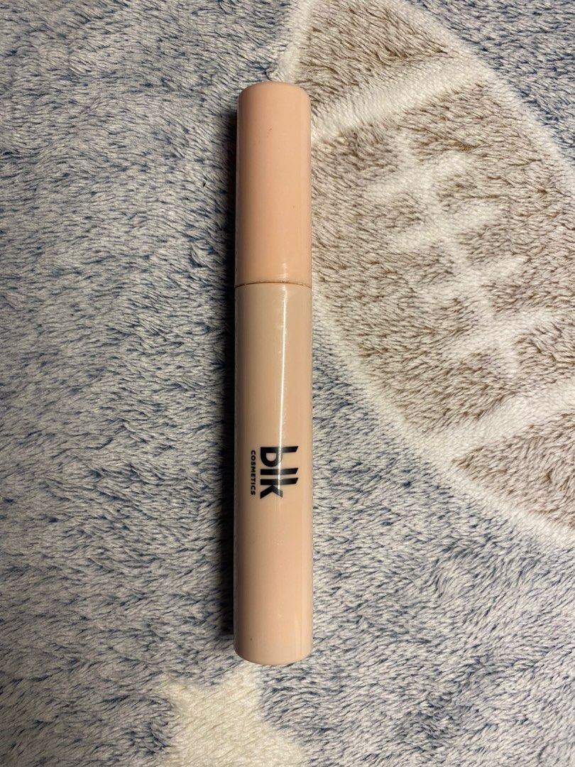 blk mascara (Category: Makeup) located in Munoz. Submitted by jambolski (Listing ID 1345429887, Image 1). Description: rarely used, marami pa laman.