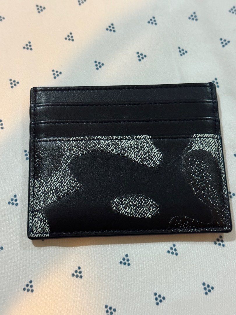 CHRISTIAN DIOR PETER DIOG CARD HOLDER (Category: Wallets & Card Holders) located in Manila. Submitted by cay26 (Listing ID 1345492967, Image 2). Description: Mint Condition No box With serial number Card Holder.