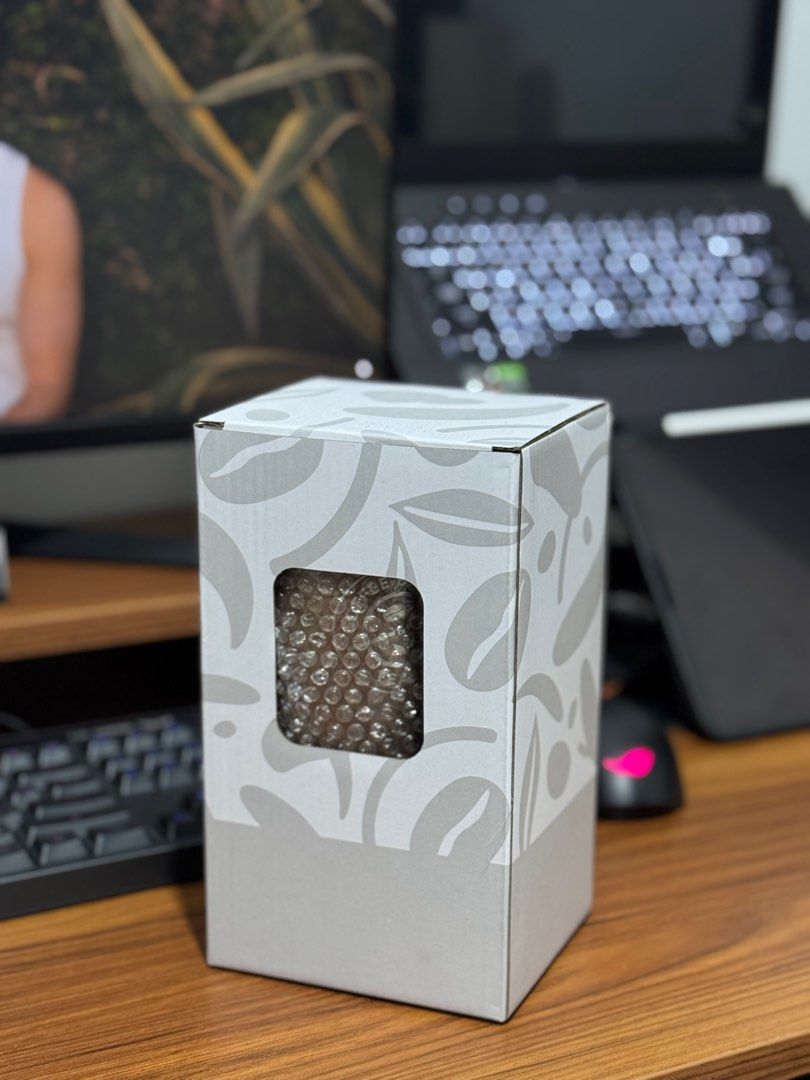 Coffee Bean & Tea Leaf Macchiato Tumbler 2024 (Category: Water Bottles & Tumblers) located in Quezon City. Submitted by andresken (Listing ID 1345422201, Image 2). Description: 📍BRAND NEW 📍Never Used 📍Never removed from the box MOP: BPI / GCASH / MAYA MOD: Lalamove / Grab Express.