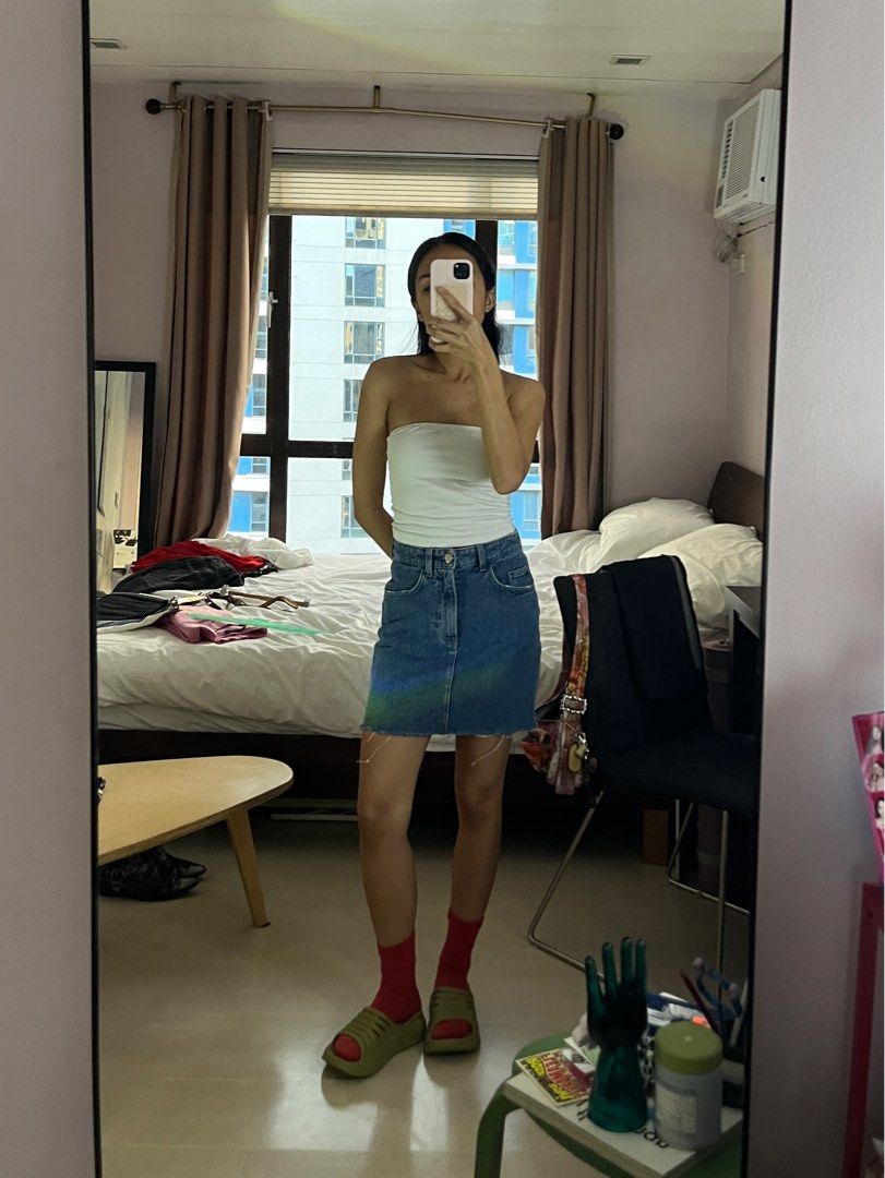 Denim Skirt (Category: Skirts) located in Taguig. Submitted by thewalcott (Listing ID 1345410315, Image 1). Description: Fits XS (I'm a 24 waist for context).