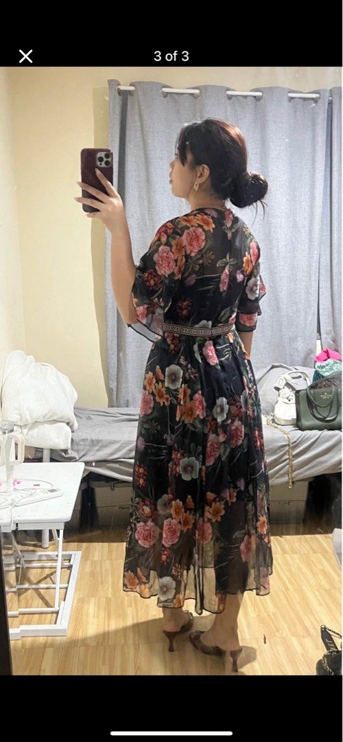 Floral Black Dress (Category: Dresses) located in Cebu City. Submitted by maria.makiling (Listing ID 1345350439, Image 2). Description: Preloved used only once in an event Im medium build Height: 5 ft Location: Cebu city ramos.
